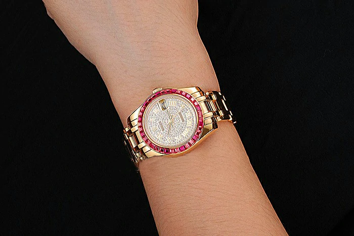 Rolex Datejust Diamond Dial Pink Jewels Bezel Gold Case And Bracelet new120978