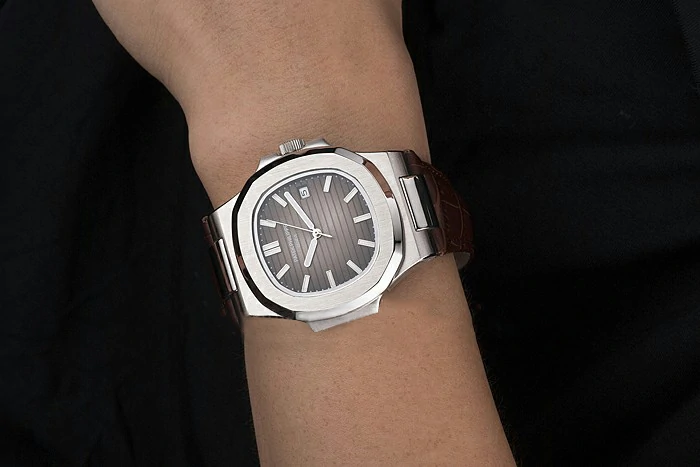 Patek Philippe Nautilus Brown Dial Brushed Stainless Steel Case Brown Leather Strap new121411