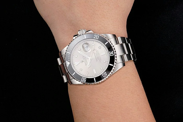Rolex Submariner Silver Dial Diamond Markings Black Bezel Stainless Steel Case And Bracelet new121626