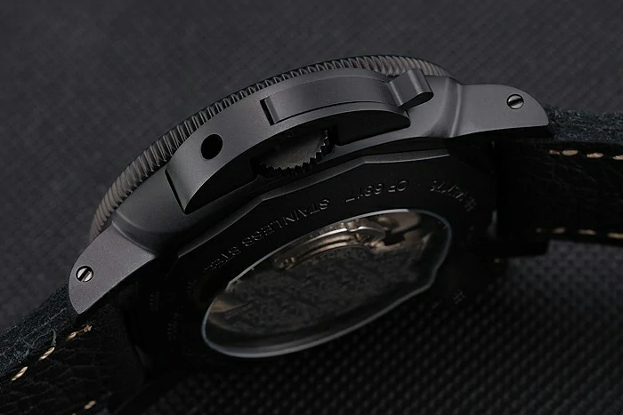 Panerai Luminor Submersible Black Dial Black Case Black Leather Strap new122054