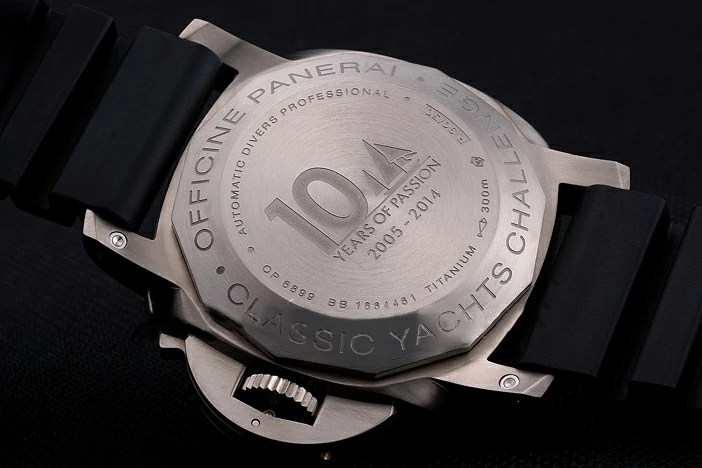 Panerai Luminor Submersible Black Dial Stainless Steel Case Black Rubber Strap new122096