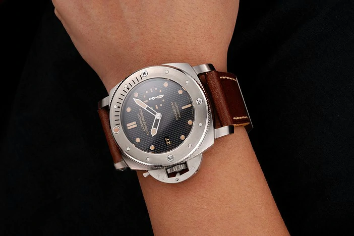 Panerai Submersible Left Handed Black Embossed Case Stainless Steel Case Brown Leather Strap new122099