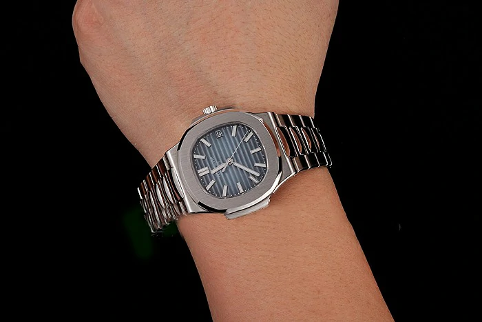 Patek Philippe Nautilus Black Blue Dial Stainless Steel Bracelet new124564