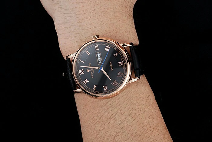 Patek Philippe Calatrava Black Dial Roman Numerals Gold Case Black Leather Bracelet new124899