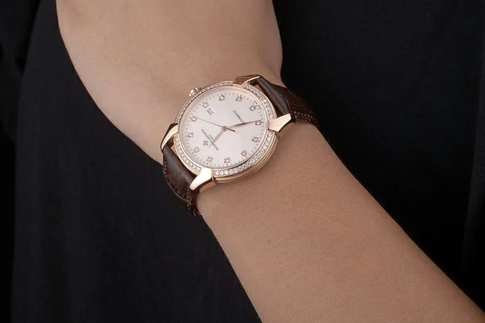 Vacheron Constantin Traditionnelle White Dial Rose Gold Diamond Case Brown Leather Bracelet new105482