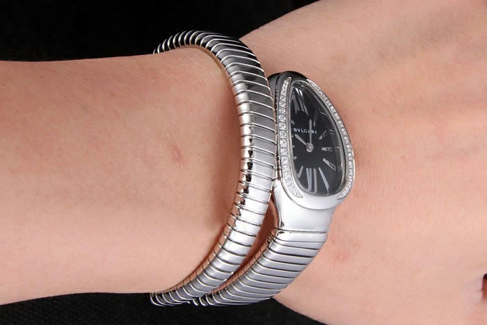 Bvlgari Serpenti 23mm Black Dial Stainless Steel Case With Diamonds Steel Bracelet new116379