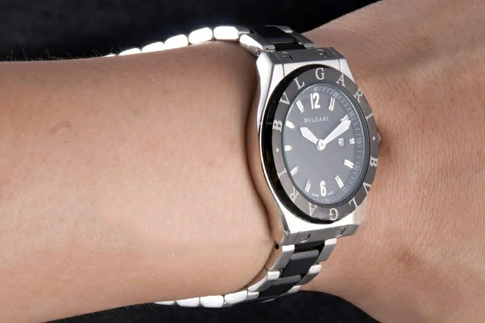 Bvlgari Diagono 40mm Black Dial Steel Case Black Bezel Two Tone Bracelet new116390