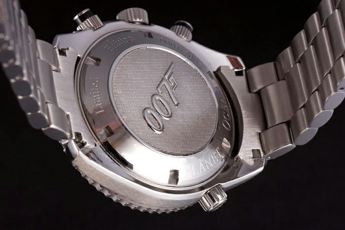 Omega James Bond Skyfall Chronometer Watch with Black Dial and Black Bezel new116461