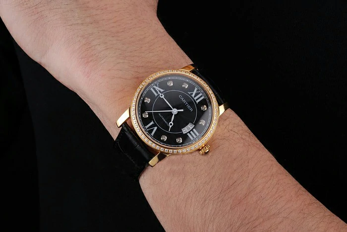 Cartier Ronde Solo Black Dial Gold Diamond Case Black Leather Strap new121248