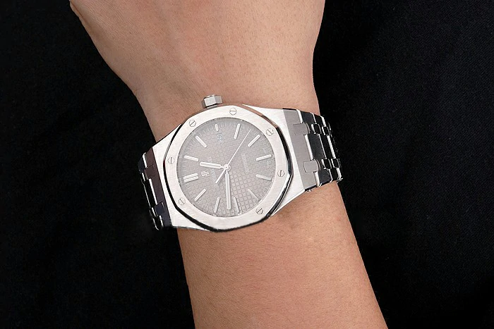Audemars Piguet Royal Oak Silver Dial Stainless Steel Case And Bracelet new121561