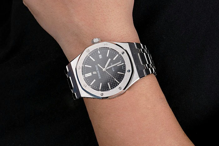 Audemars Piguet Royal Oak Black Dial Stainless Steel Case And Bracelet new121563
