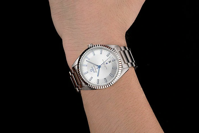 Omega Globemaster Silver Dial Blue Hands Stainless Steel Case And Bracelet new122457