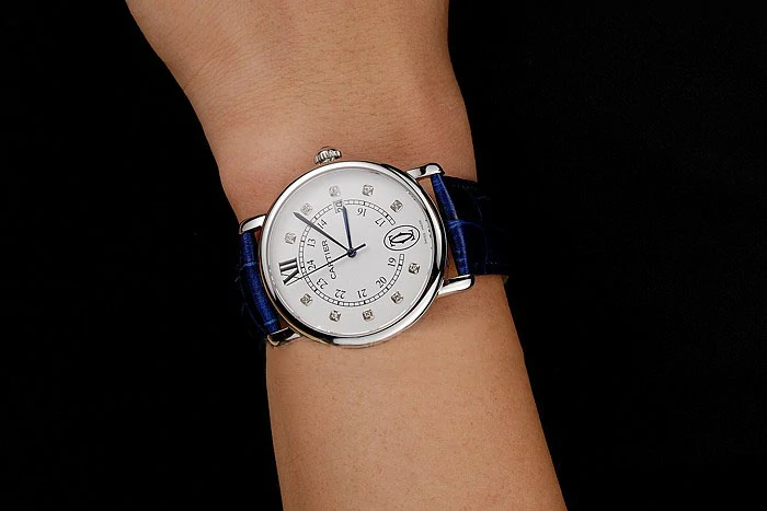 Cartier Ronde Solo White Dial Diamond Hour Marks Stainless Steel Case Blue Leather Strap new122580