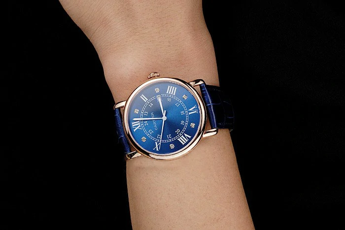 Cartier Ronde Solo Blue Dial Diamond Hour Marks Rose Gold Case Blue Leather Strap new122582