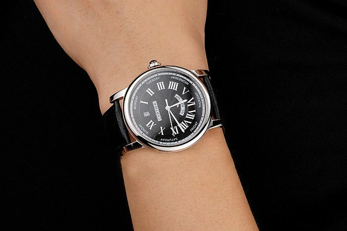 Cartier Rotonde Annual Calendar Black Dial Stainless Steel Case Black Leather Strap new122744