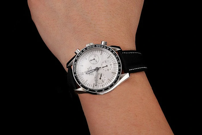Omega Speedmaster Professional White Dial new124550