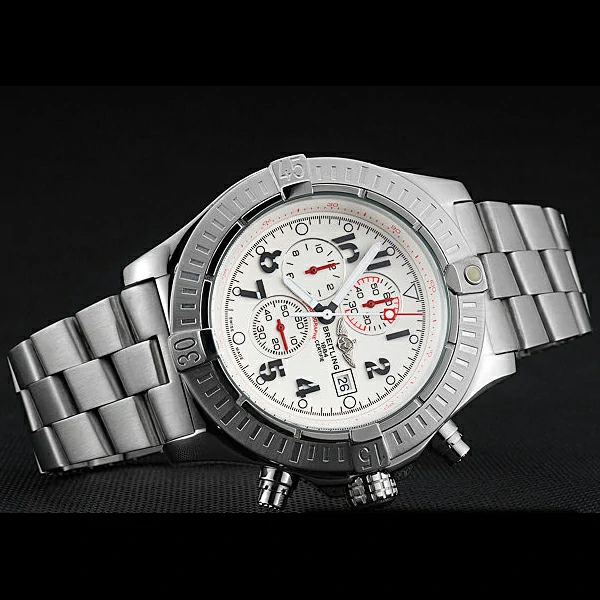Breitling Avenger new57464