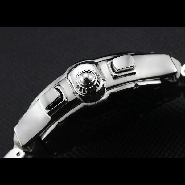 Cartier Roadster Silver Dial Stainless Steel Case And Bracelet new57538