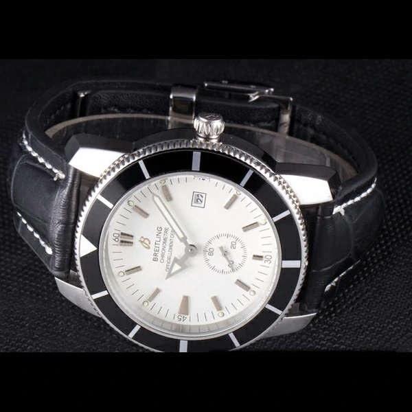 Breitling Certifie SuperOcean White Dial Black Tachymeter new58563