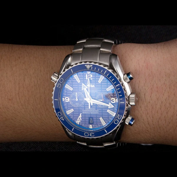 Omega James Bond Skyfall Chronometer Watch with Blue Dial and Blue Bezel new59463