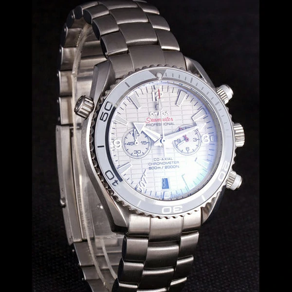Omega James Bond Skyfall Chronometer Watch with White Dial and White Bezel new59465