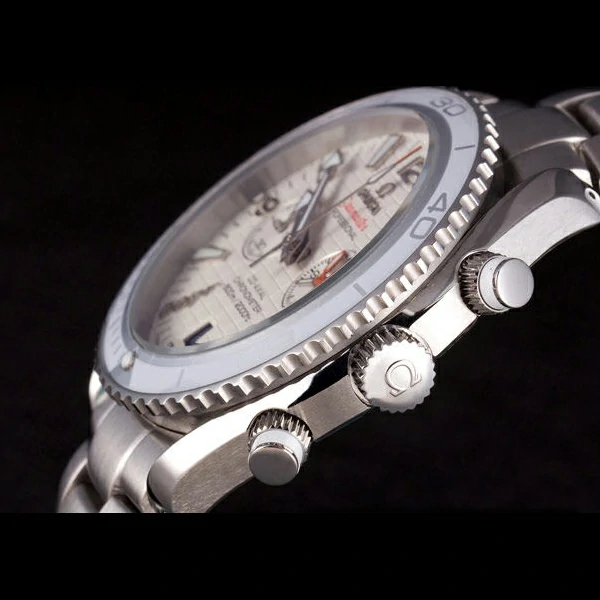 Omega James Bond Skyfall Chronometer Watch with White Dial and White Bezel new59465