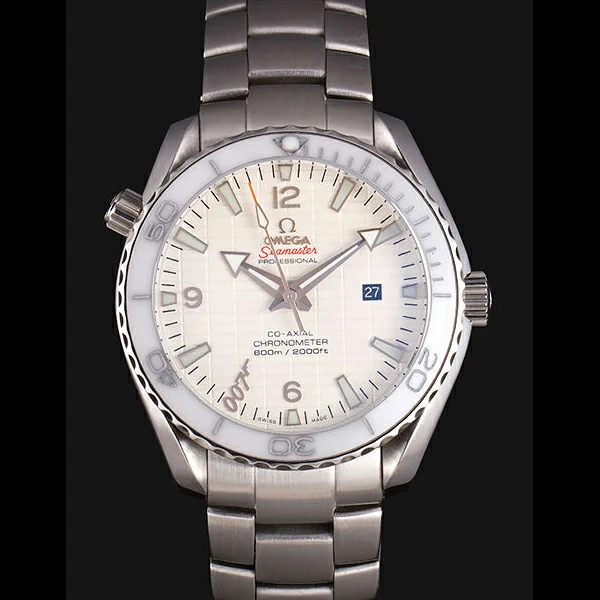 Omega James Bond Skyfall Watch with White Dial and White Bezel new59468