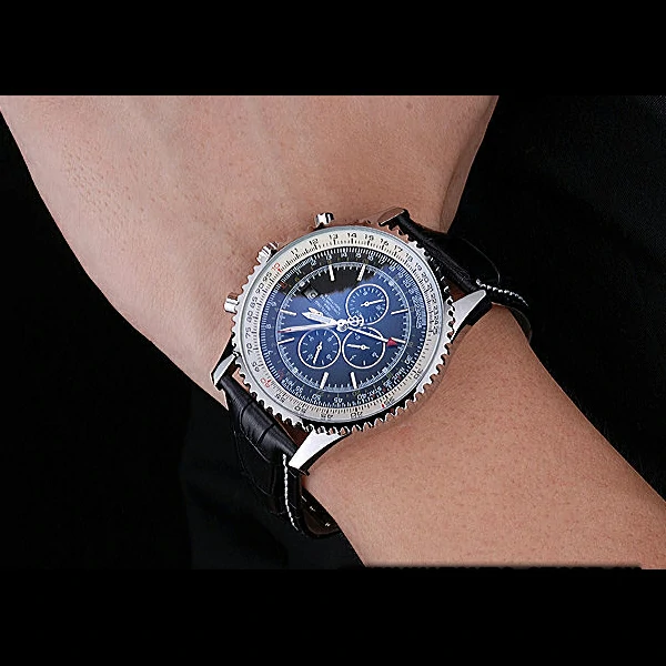 Breitling Navitimer World Black Dial Black Leather Bracelet new60402
