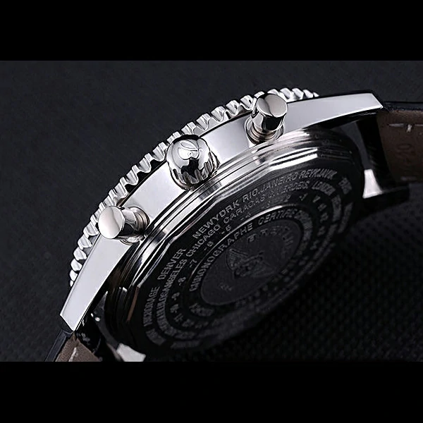 Breitling Navitimer World Black Dial Black Leather Bracelet new60402