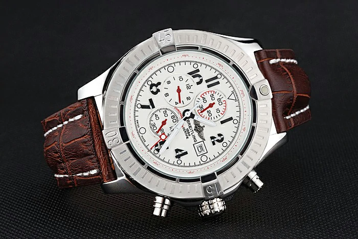 Breitling Avenger new941