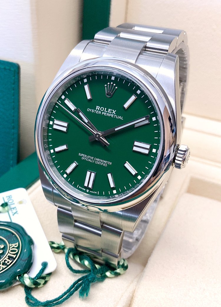 Replica Rolex 36MM Green Dial Oyster Perpetual Watch