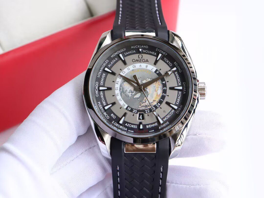 Omega Seamaster Aqua Terra Grey Dial Black Rubber Strap 42MM Watch
