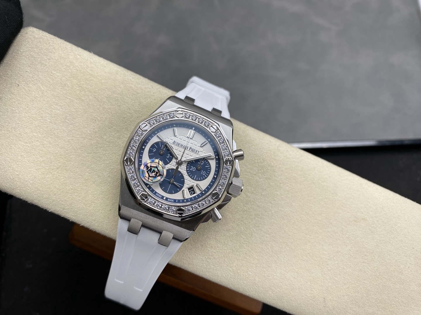 APS 37mm Royal Oak Chronograph (Mechanical Dandong 4801)