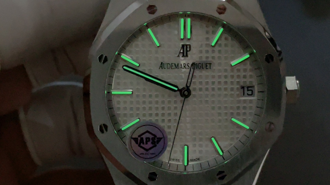 Audemars Piguet 15500 White – APS Factory Royal Oak 41mm Stainless Steel Automatic Watch