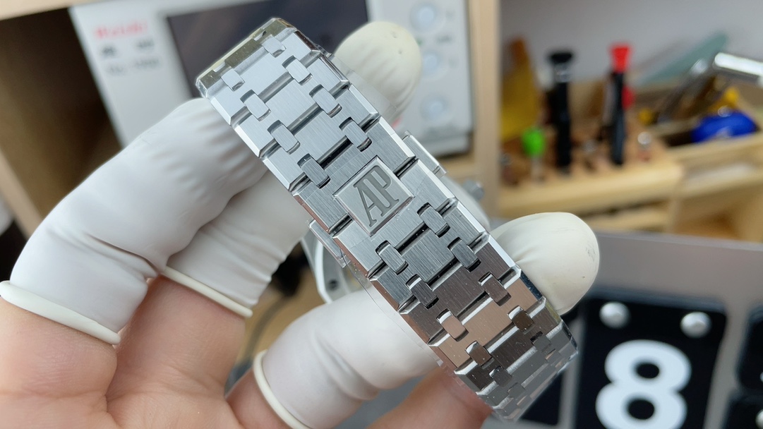 Audemars Piguet 15500 White – APS Factory Royal Oak 41mm Stainless Steel Automatic Watch