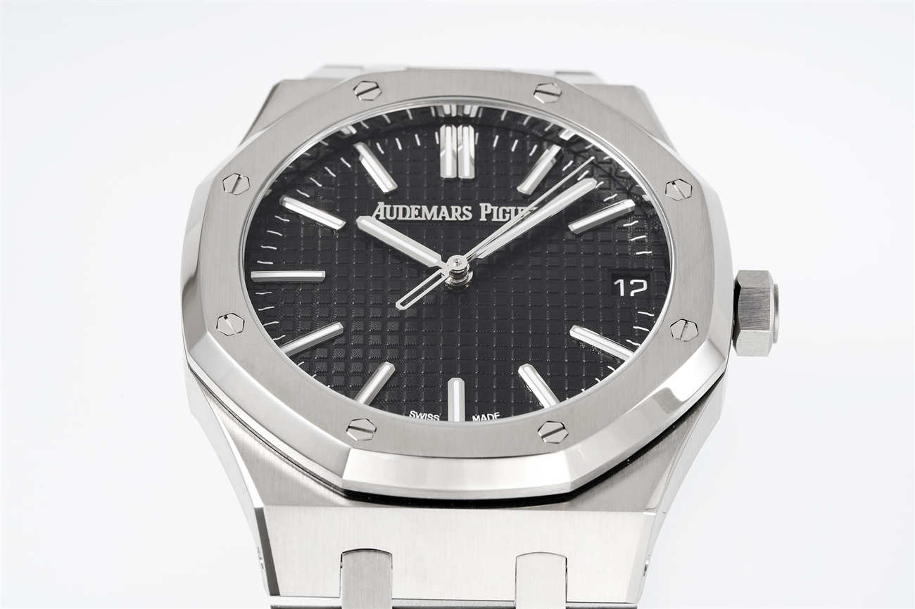 Audemars Piguet 15510 Black – Royal Oak 41 mm Stainless Steel Automatic Watch