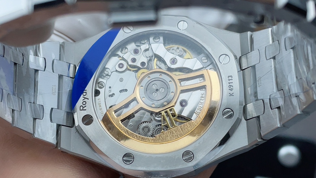 Audemars Piguet 15510 Blue – Royal Oak 41 mm Stainless Steel Watch