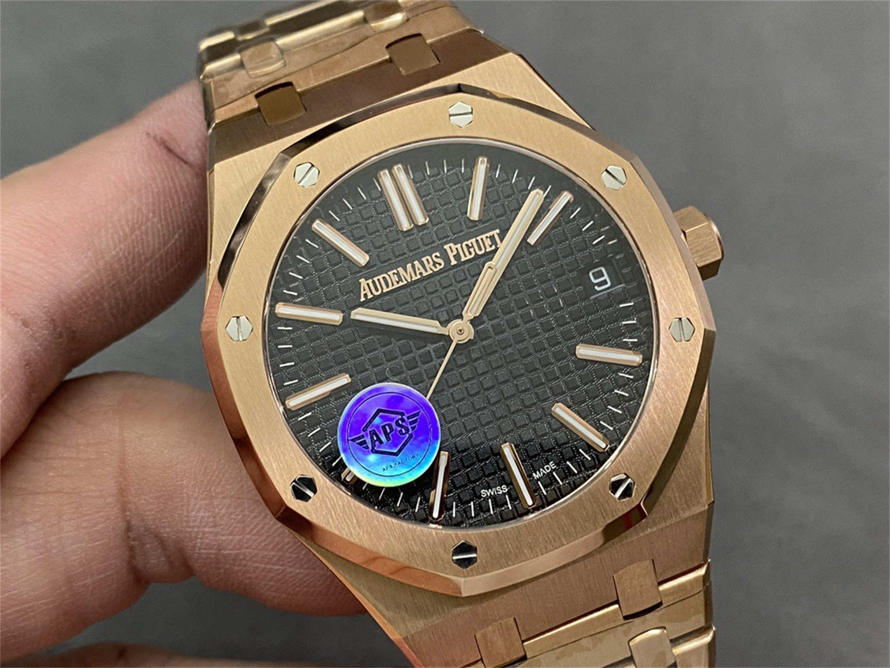 Audemars Piguet 15510OR – Royal Oak 41mm Rose Gold Black Dial by APS Factory