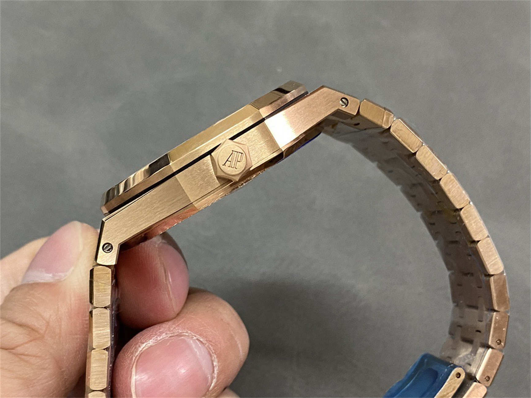 Audemars Piguet 15510OR – Royal Oak 41mm Rose Gold Black Dial by APS Factory