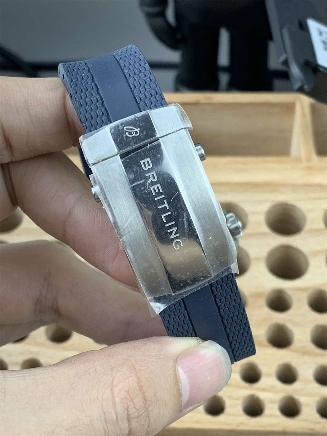 Breitling Superocean Blue Bezel Replica – White Dial | BLS Factory