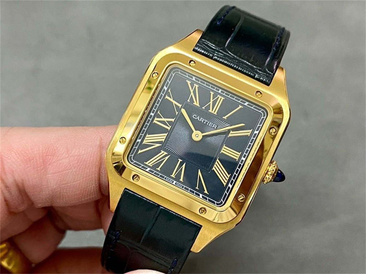 Cartier Santos Dumont XL Replica (Gold/Black) – F1 Factory [Lacquer Dial]
