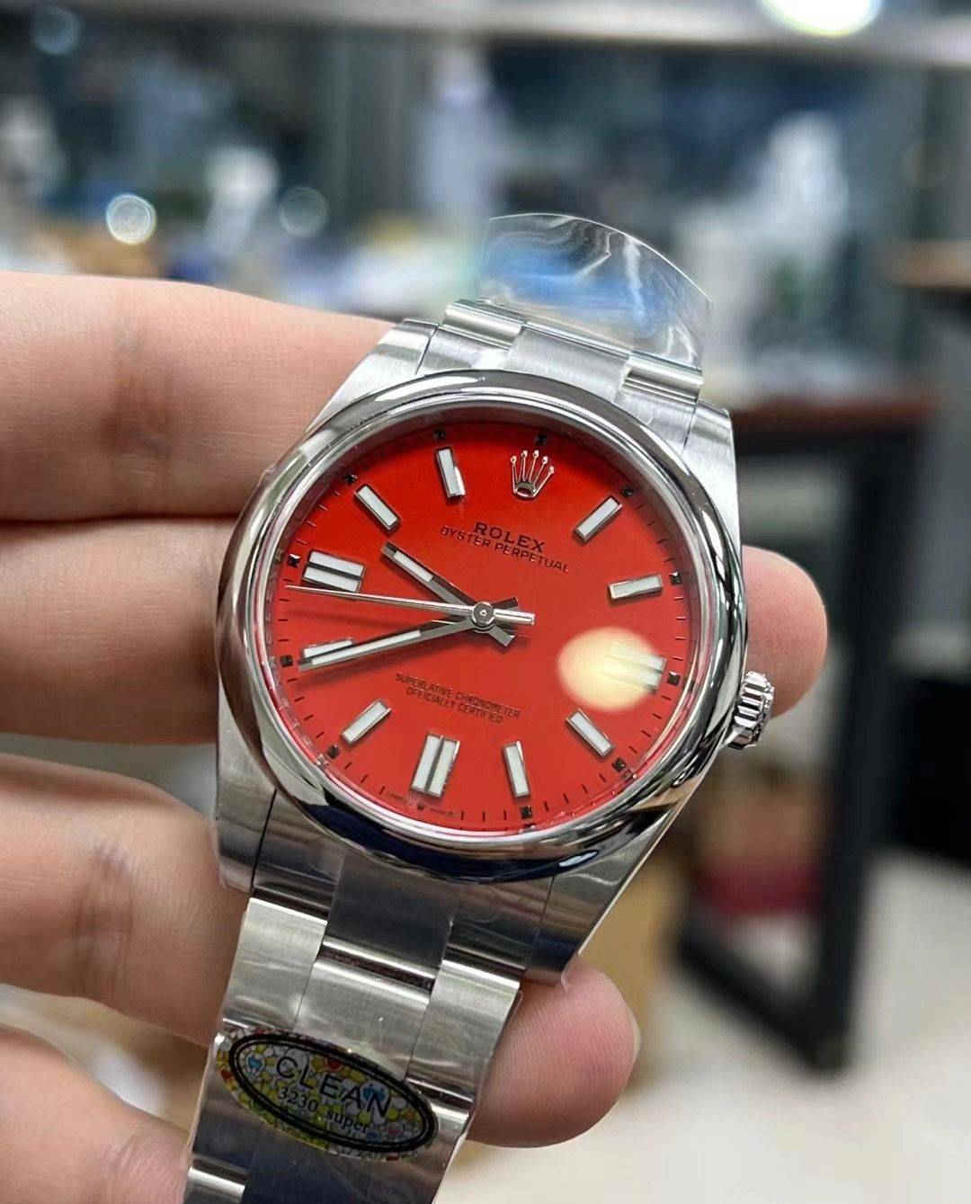 Clean Factory 124300 Red Dial – 41mm OP Replica