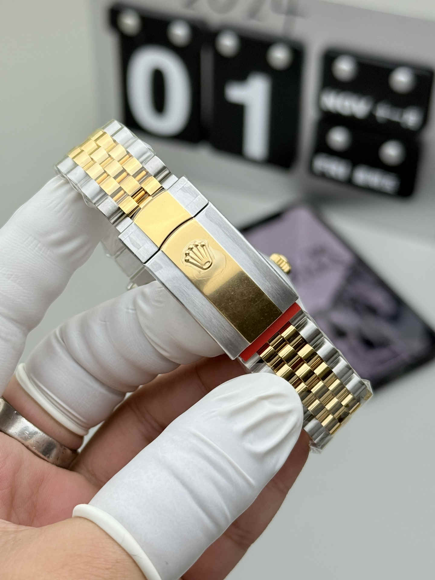 Clean Factory 126233-0017 Two-Tone Datejust 36 Replica