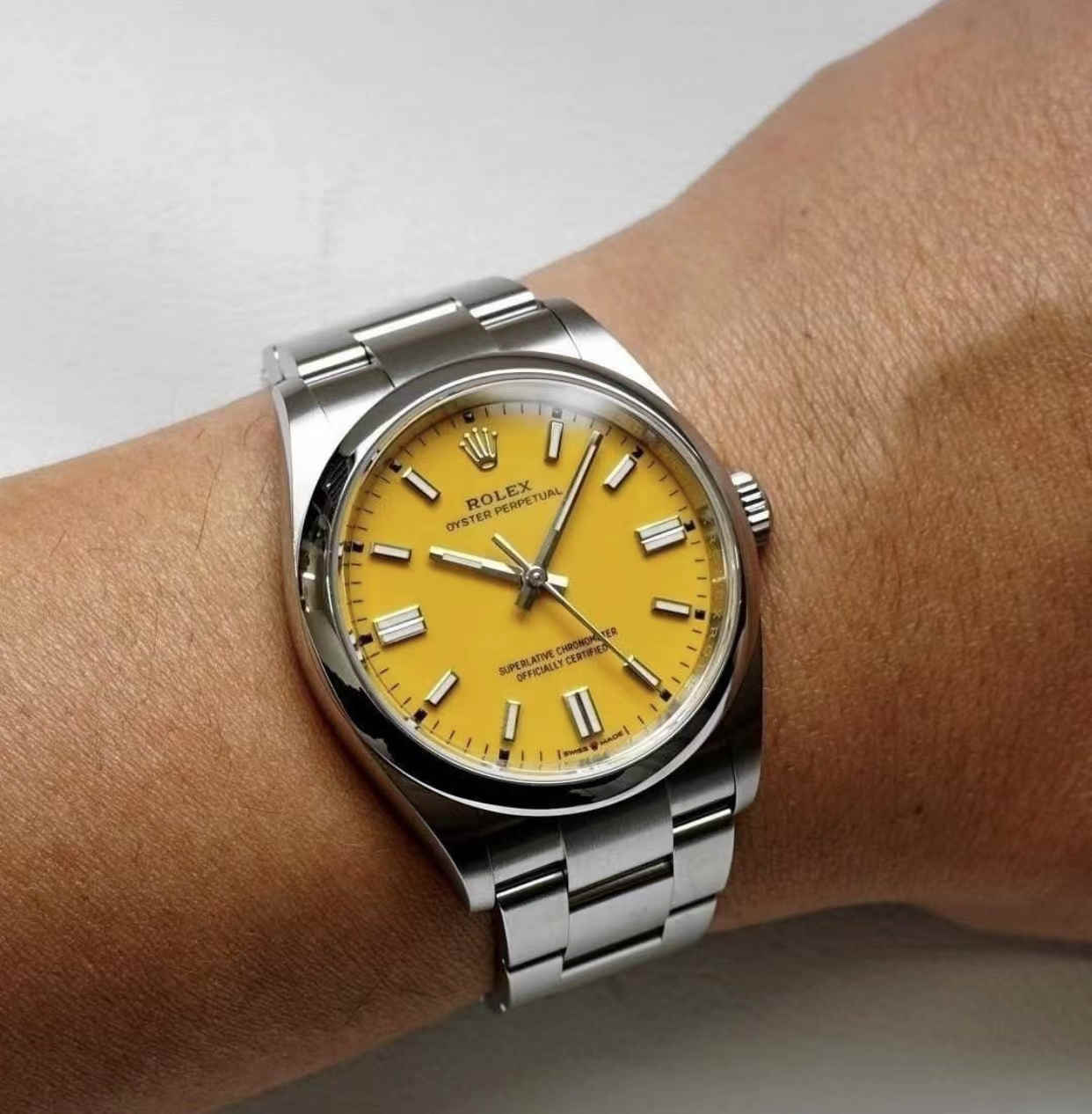 Clean Factory 134300-0007 – 41mm Yellow Dial Oyster Perpetual Replica
