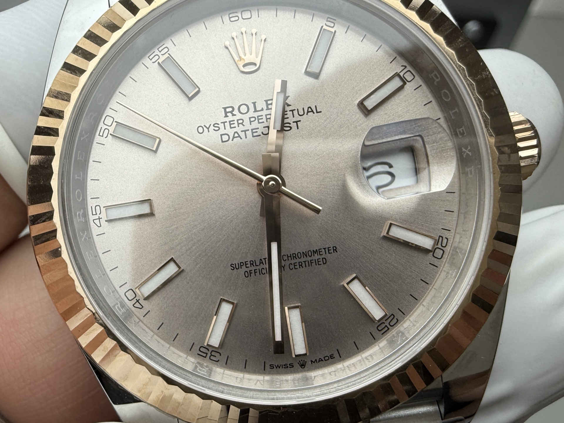 Clean Factory Datejust 126331 – Rose Gold & Steel 41mm Pink Dial Replica Watch
