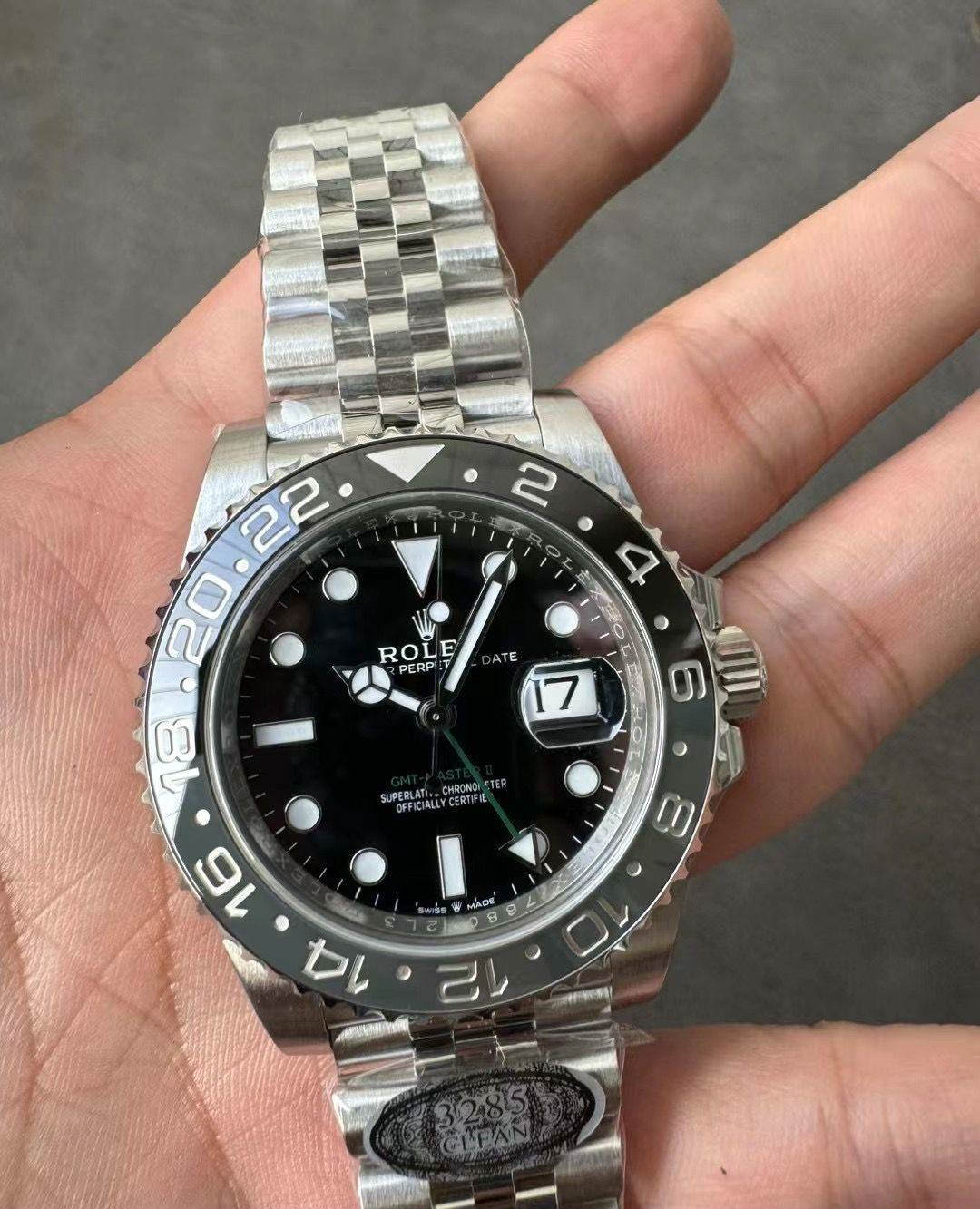 Clean Factory GMT-Master II 126710GRNR – Grey-Black Bezel & Green Hand Super Clone