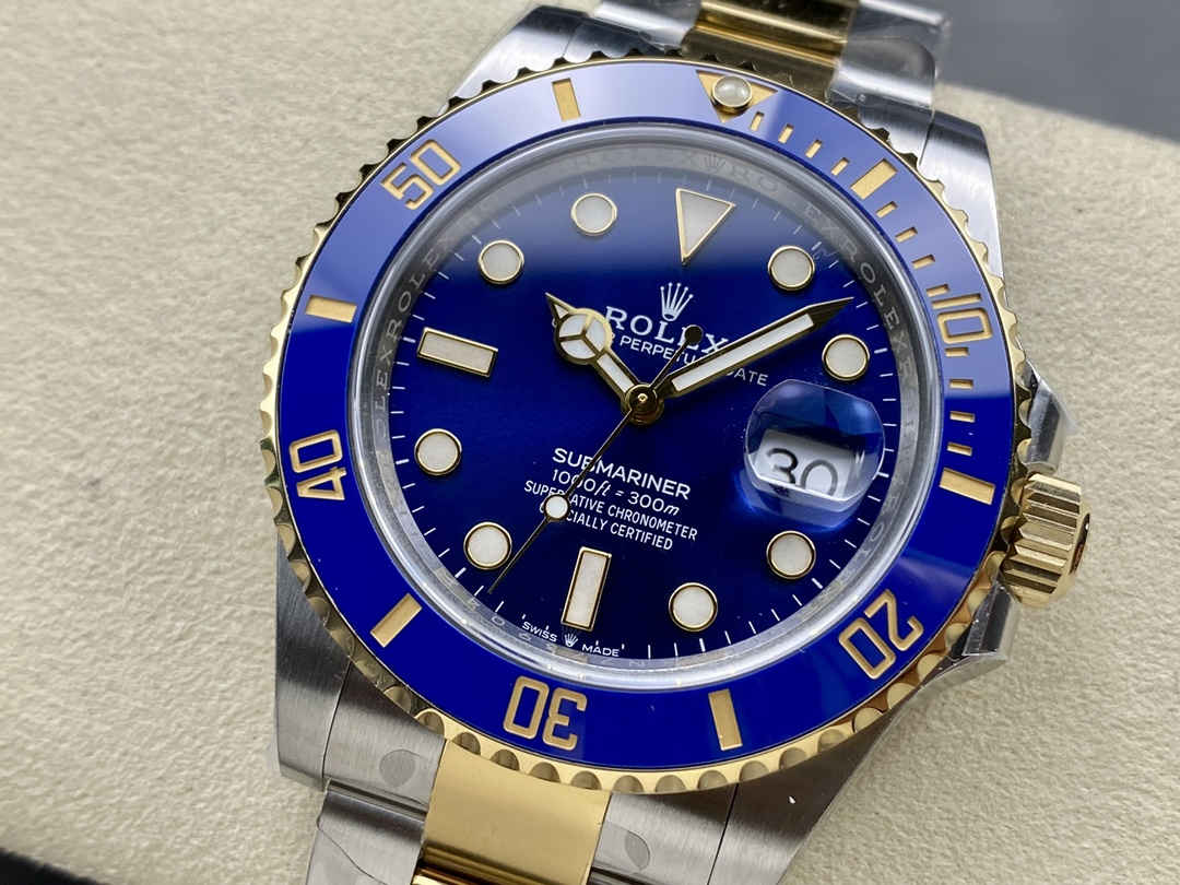 Clean Factory Rolex Submariner 126613LB – 41mm Two-Tone Blue Submariner Replica with 3235 Movement