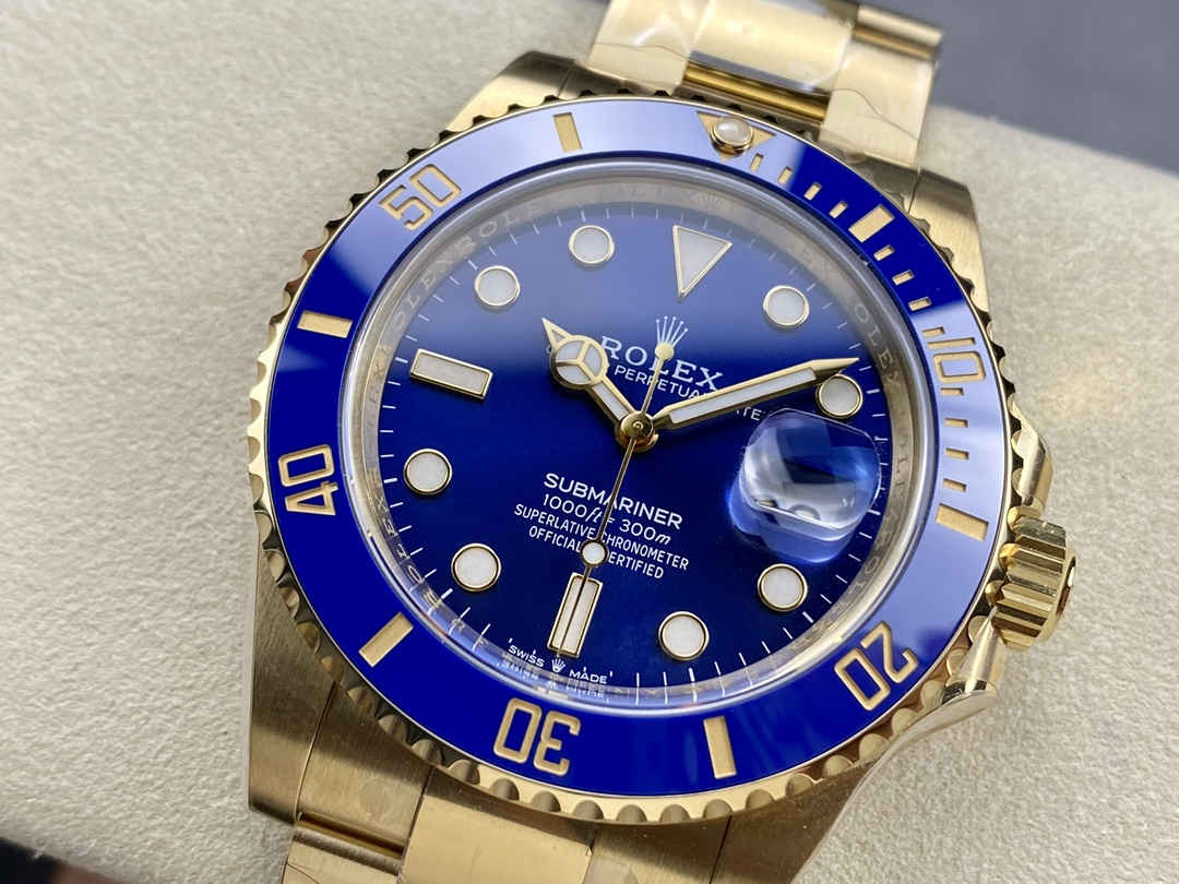 Clean Factory Rolex Submariner 126618LB – 41mm Full Gold Blue Submariner Replica
