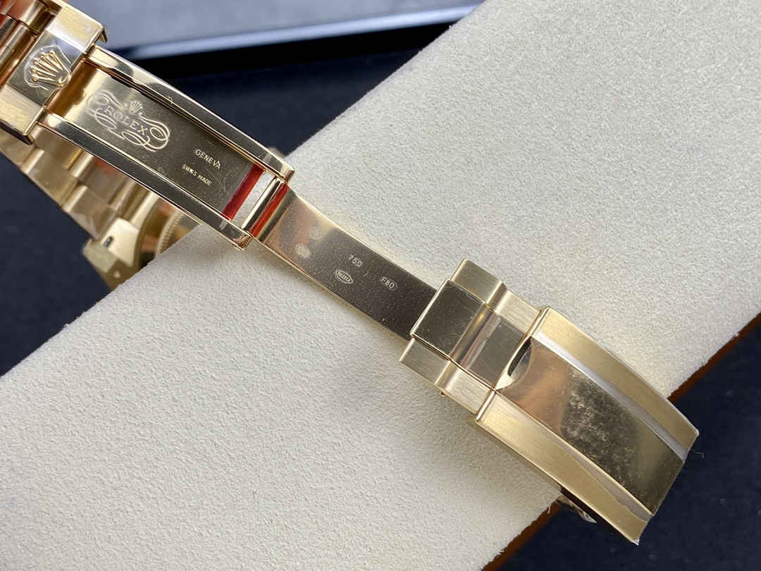 Clean Factory Rolex Submariner 126618LB – 41mm Full Gold Blue Submariner Replica