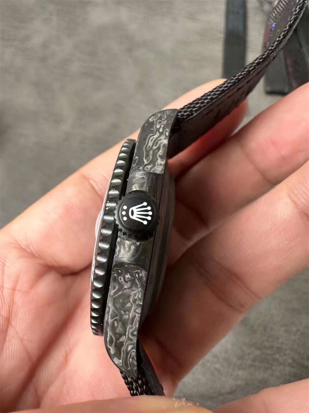 DiW Carbon Blue Submariner – VSF 40mm Forged Carbon (VS3135)